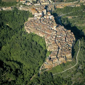 Old Town Kick Bestlocated Pitigliano