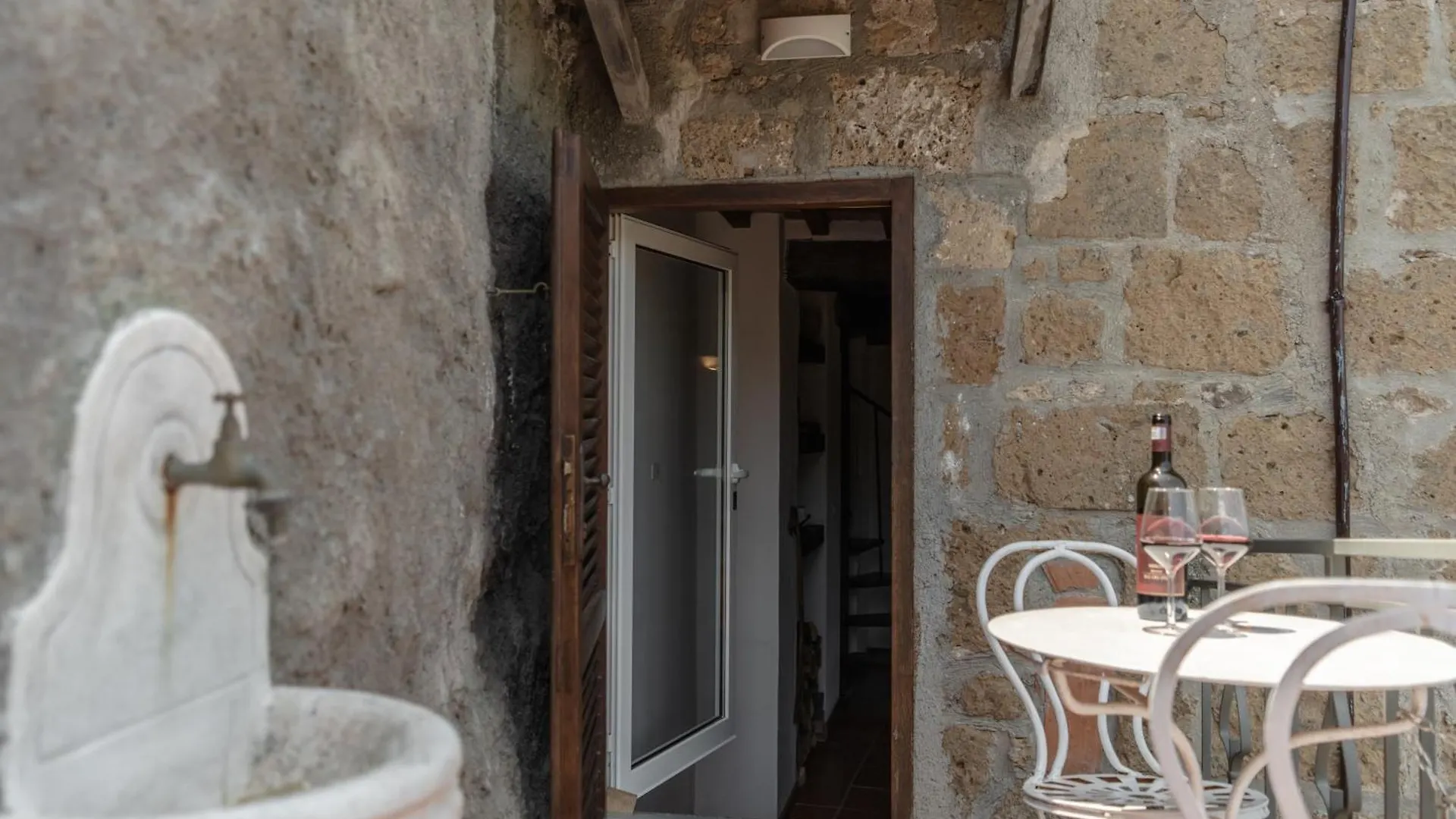 Antica Porta Di Sovana Pitigliano 0*,  Italy
